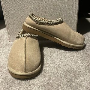 UGG Tasmans